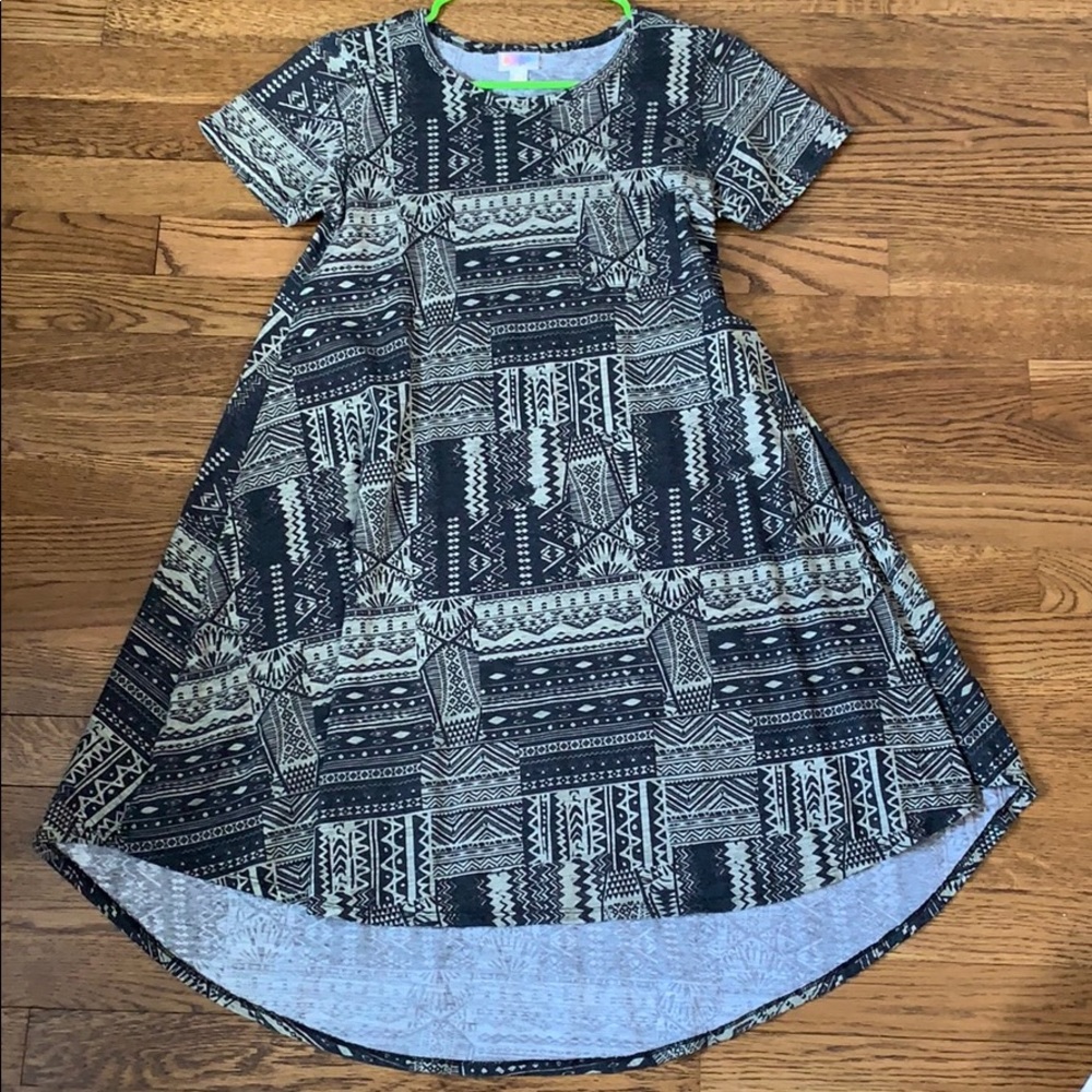 XXS CARLY dress. Black and grey Aztec design